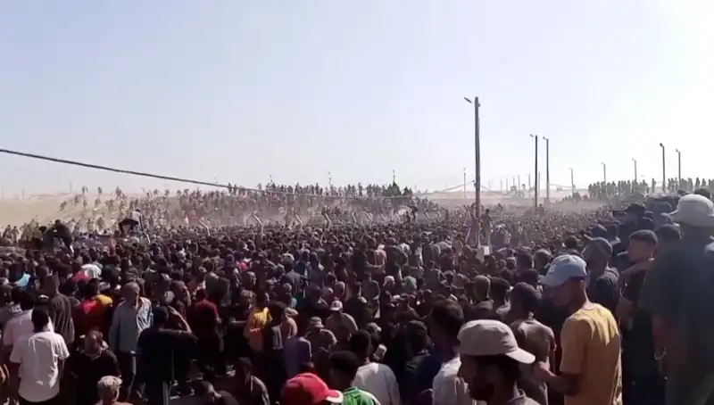 İsrail’in Gazze’deki Yardım Dağıtım Noktasına Saldırısı: 26 Can Gitti