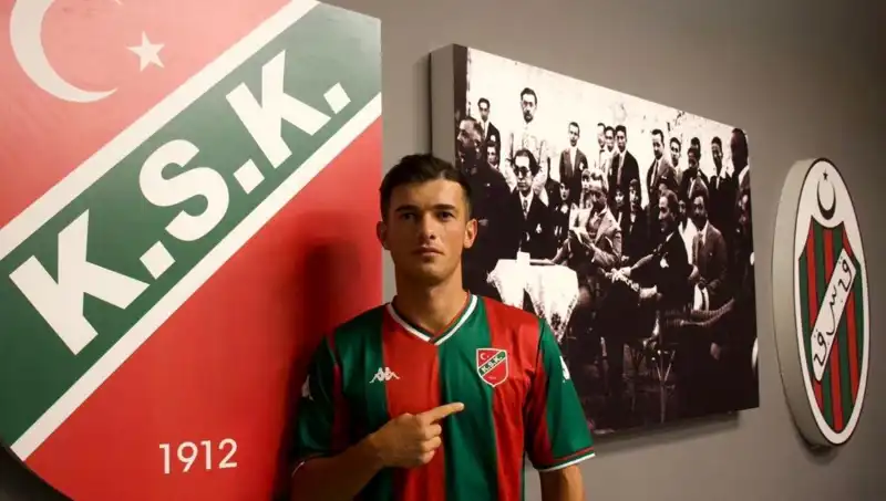 Karşıyaka'da Transfer Hareketliliği: Yeni Yüzler Geliyor!