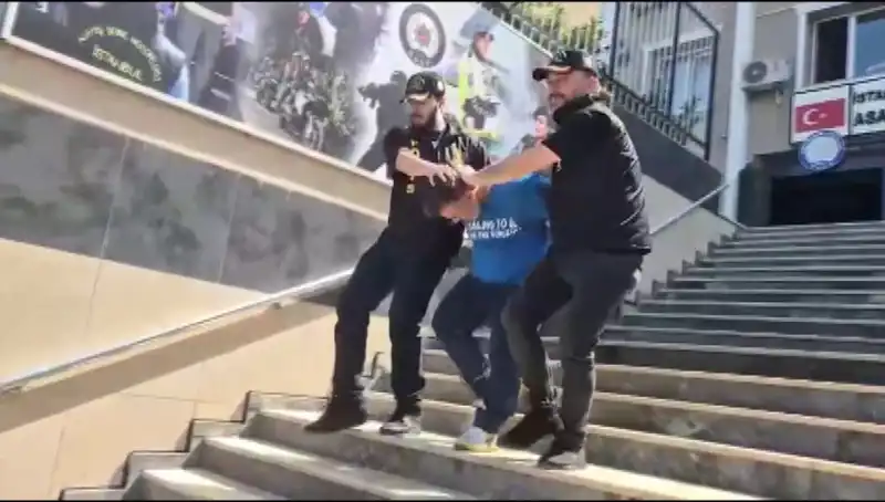 Ümraniye'de 600 Bin Liralık Gasp Olayı: Takip ve Çarpıcı Yakalanış!