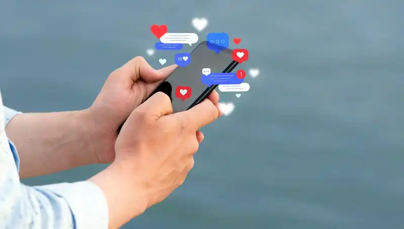 Çoğu Kişinin Gülüp Geçtiği Emojiler Cinsel Taciz Sayıldı!