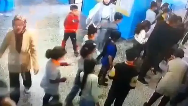Mardin'de Dili Boğazına Kaçan Öğrenciyi Müdür Yardımcısı Kurtardı