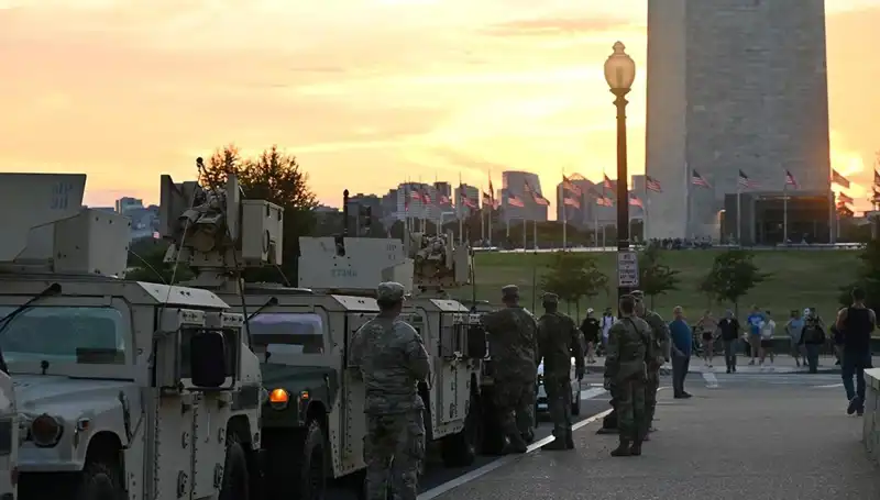 ABD Ordusu, Washington'u Geride Bırakıp Chicago'ya Doğru İlerliyor!