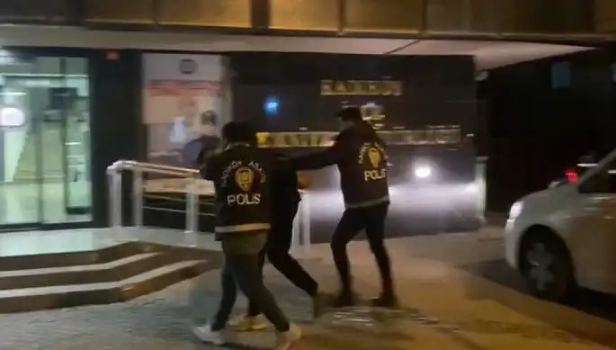 Galatasaray Taraftarına Saldıran Şüpheli Hızla Yakalandı