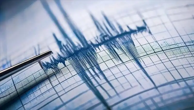 Ege Denizi'nde Şiddetli Deprem: 3.3 Büyüklüğünde Sarsıntı Yaşandı