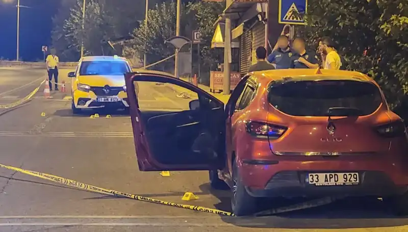 Otomobil Tartışması Korkunç Bir Şekilde Son Buldu: 2 Ölü, 5 Yaralı