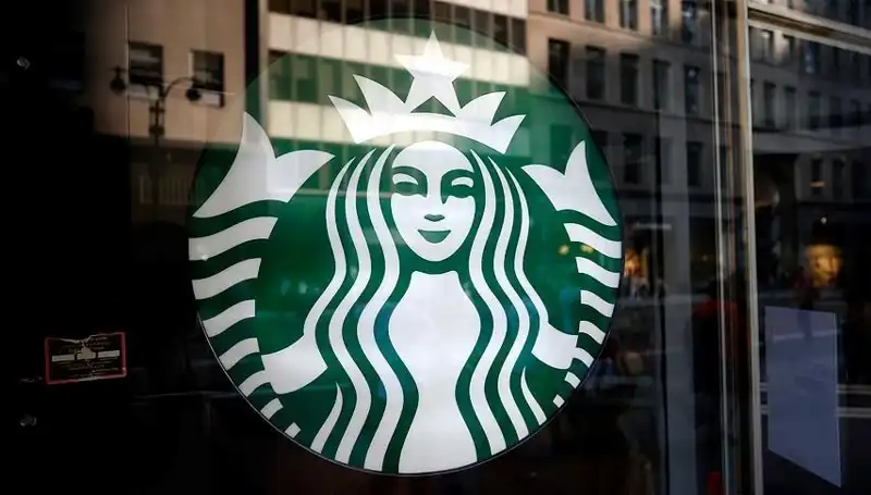 Starbucks’ın Küresel Satışlarında Beklenmedik Düşüş: Nedenleri ve Etkileri