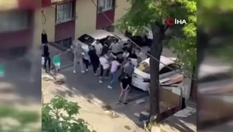 Madde Bağımlılığıyla Mücadelede Sokaklarda Meydan Dayakları Yükseliyor