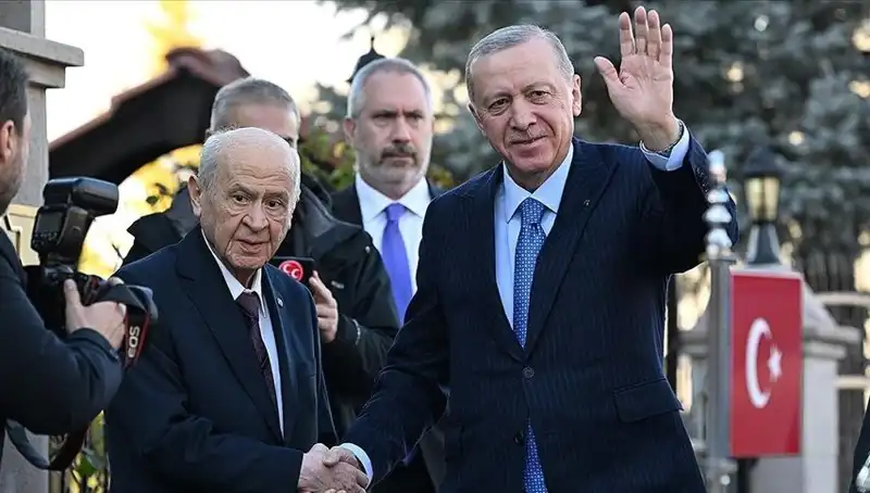 Cumhurbaşkanı Erdoğan ve Devlet Bahçeli Görüşmesi: Siyasi Gelişmeler Ne Anlama Geliyor?