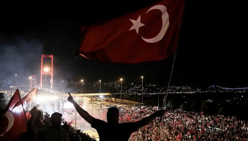 15 Temmuz Gecesi Destanı: "En Uzun Gece" İlk Kez Külliye’de Sahne Alacak