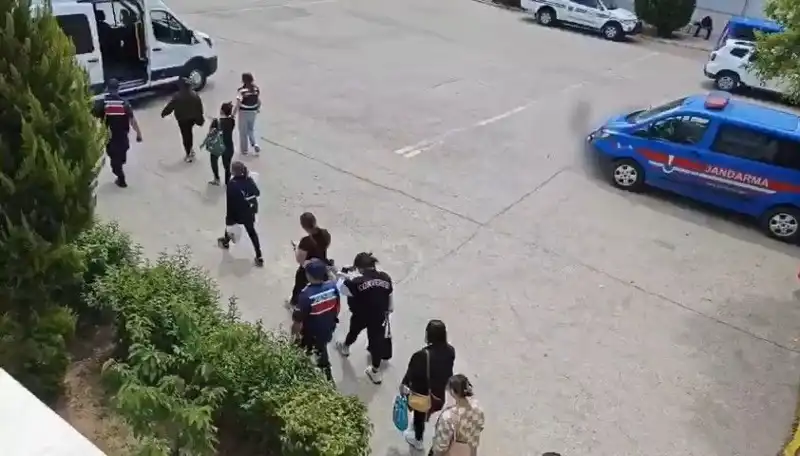 Taylandlı Kadınlara Çalışma İzni Vaadiyle Fuhuş Ağı Kuruldu