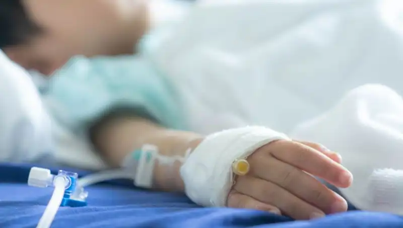 Mıknatıs Yutmanın Tehlikeleri: 7 Yaşındaki Çocuk Ölümden Döndü