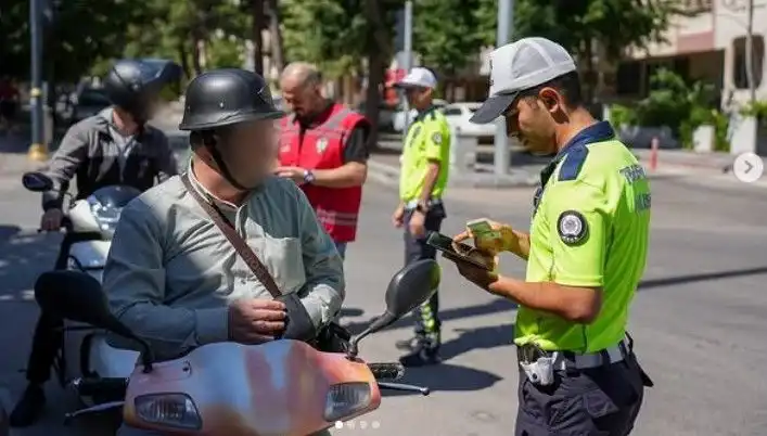 Isparta'da Trafik Denetimleri: Güvenli Sürüş İçin Önemli Adımlar Atılıyor
