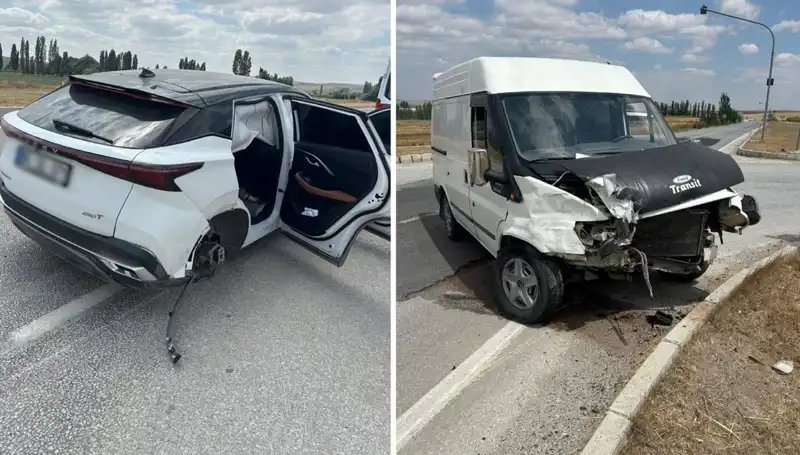 Çorum’da Kafa Kafaya Çarpışan Araçlar: Kaza Anı ve Sonrası