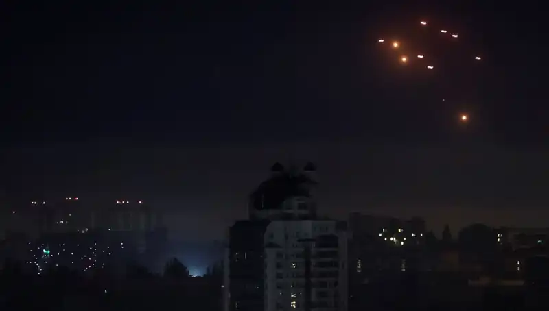 Rusya, Kiev’e Hava Saldırısı Düzenlerken, Sumi’de Tahliyeler Başladı