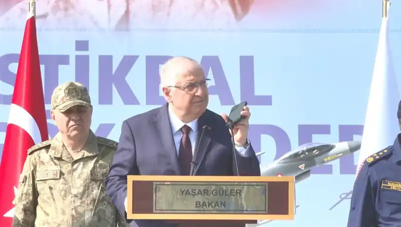 Cumhurbaşkanı Erdoğan'dan Mehmetçik'e Bayram Kutlaması: Vatanseverliğin Önemi