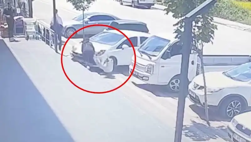 Yalova'da Üzücü Kaza: Lise Öğrencisi Araç Altında Kaldı!