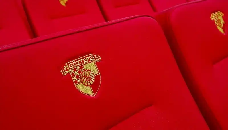 Göztepe, Yetenekli Oyuncu Junior Olaitan ile Anlaştı