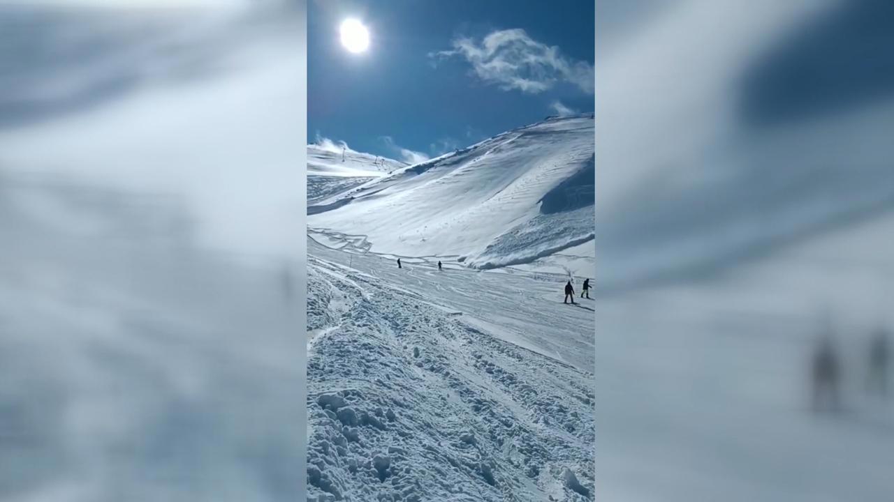 Palandöken'de Kayak Merkezine Çığ Düştü