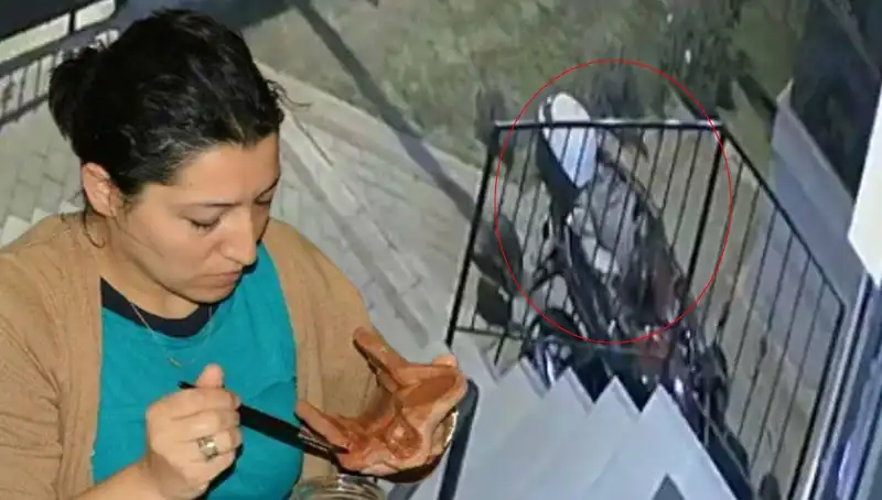 İstanbullu Genç Kadın Tuğba'nın Şüpheli Ölümü: Düşme Olayı Gerçekten Kaza mı?